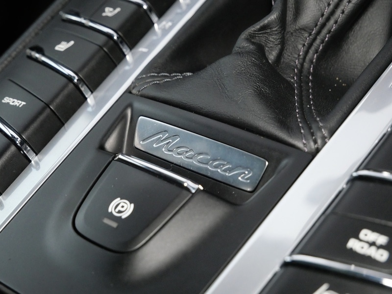 Used Porsche Macan 2018 for sale - 77200910: Photo 43