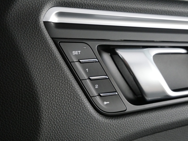 Used Porsche Macan 2018 for sale - 77200910: Photo 44