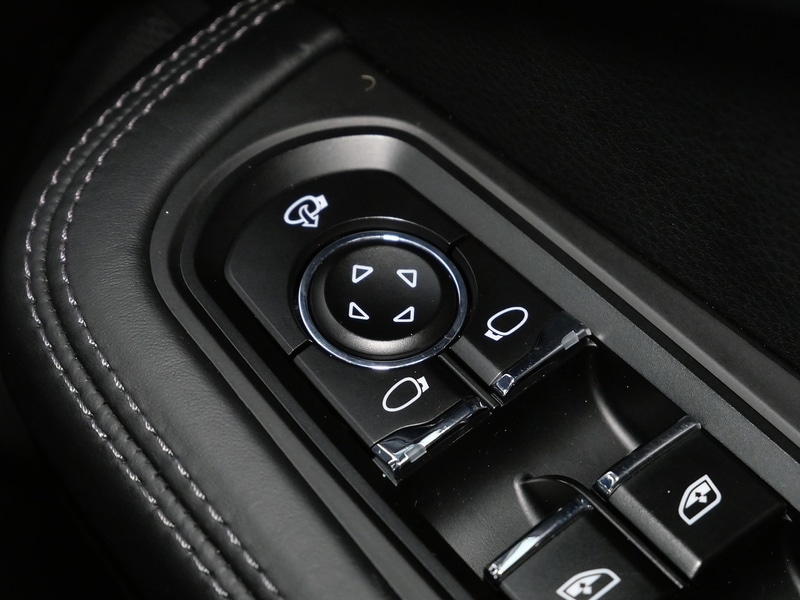 Used Porsche Macan 2018 for sale - 77200910: Photo 46