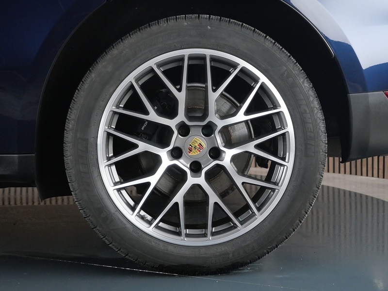 Used Porsche Macan 2018 for sale - 77200910: Photo 50