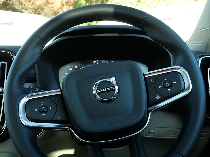 Used Volvo XC40 2021 for sale - 76896568: Photo 26