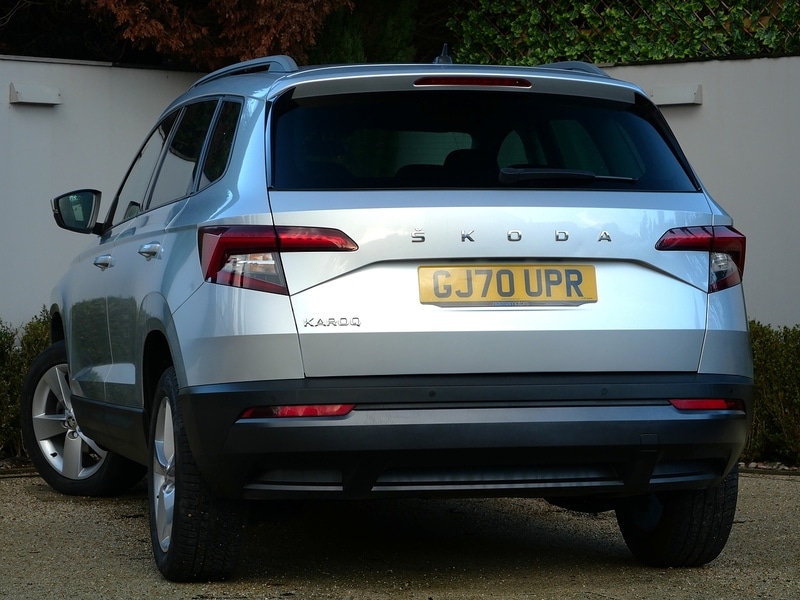 Used Skoda Karoq 2020 for sale - 76798862: Photo 2