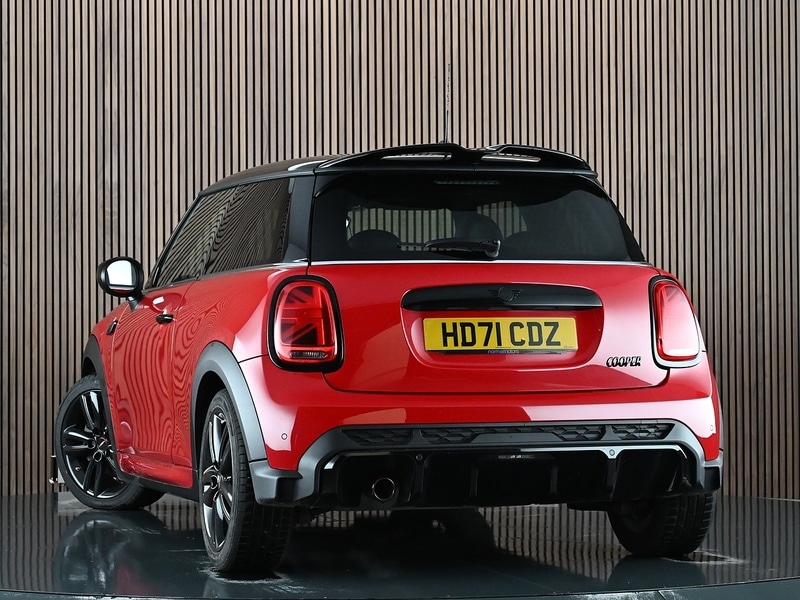 Used MINI Hatch 2021 for sale - 77840668: Photo 2