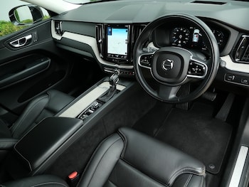 Used Volvo XC60 2018 for sale - 75512368: Photo