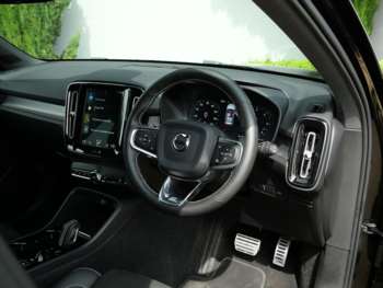 Used Volvo XC40 2018 for sale - 75149043: Photo