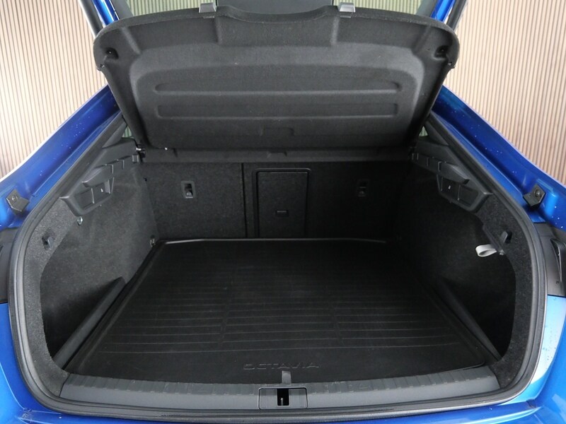 Used Skoda Octavia 2023 for sale - 77840649: Photo 47