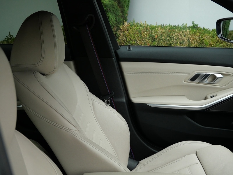 Used BMW 3 Series 2021 for sale - 76430509: Photo 19