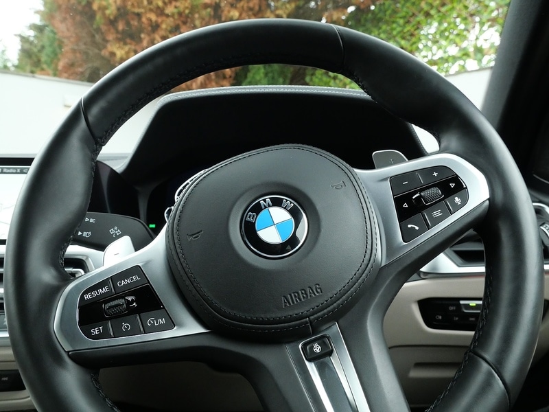 Used BMW 3 Series 2021 for sale - 76430509: Photo 25