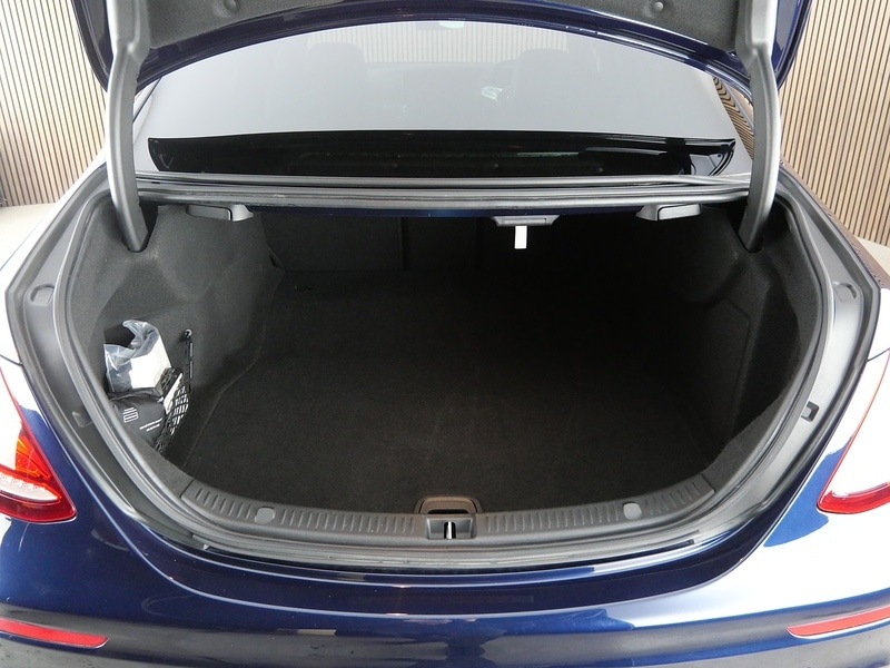 Used Mercedes-Benz E Class 2020 for sale - 78045158: Photo 52