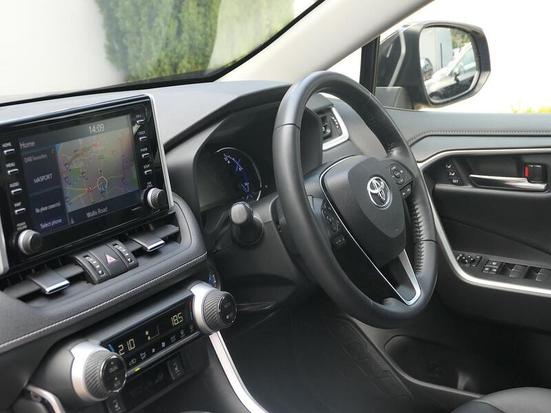 Used Toyota RAV4 2020 for sale - 76171094: Photo 10