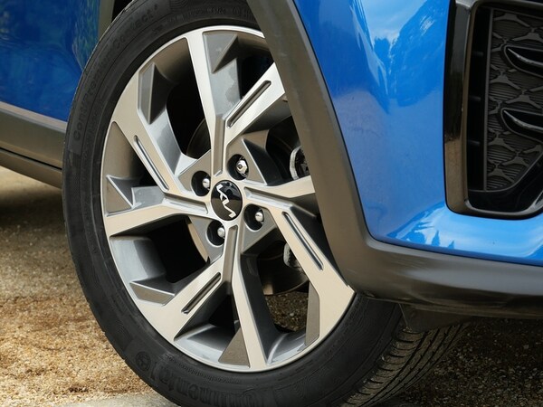 Used Kia Stonic 2024 for sale - 75313618: Photo 10