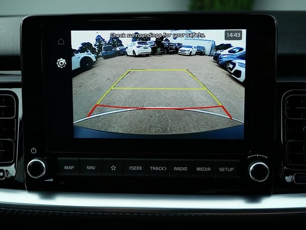 Used Kia Stonic 2024 for sale - 75313618: Photo 21