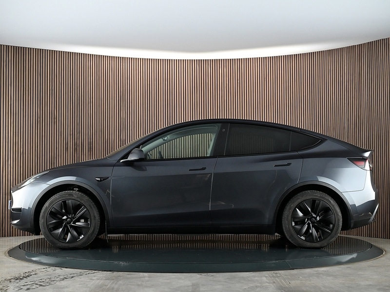 Used Tesla Model Y 2023 for sale - 77968010: Photo 12