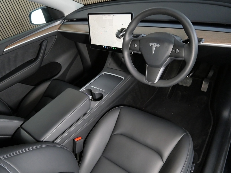 Used Tesla Model Y 2023 for sale - 77968010: Photo 3