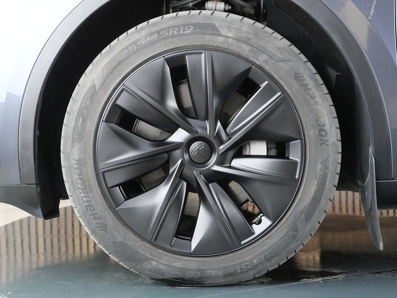 Used Tesla Model Y 2023 for sale - 77968010: Photo 45