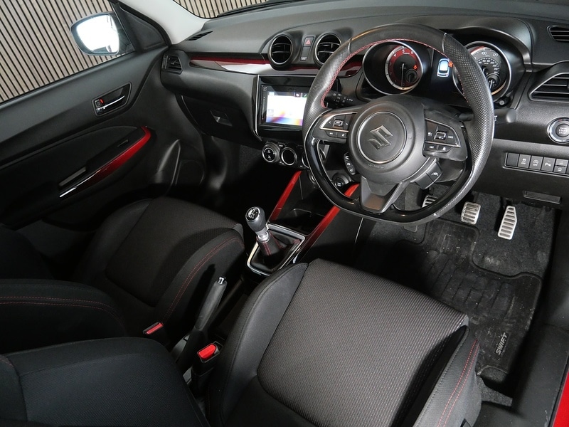 Used Suzuki Swift 2022 for sale - 77356900: Photo 3