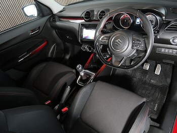 Used Suzuki Swift 2022 for sale - 77356900: Photo