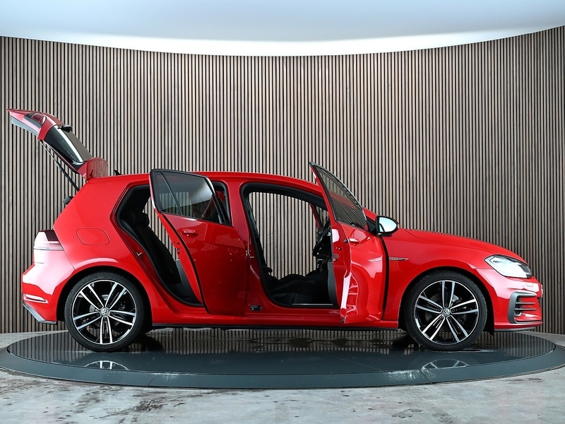 Used Volkswagen Golf 2017 for sale - 77840721: Photo 20