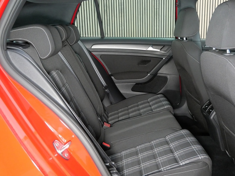 Used Volkswagen Golf 2017 for sale - 77840721: Photo 35