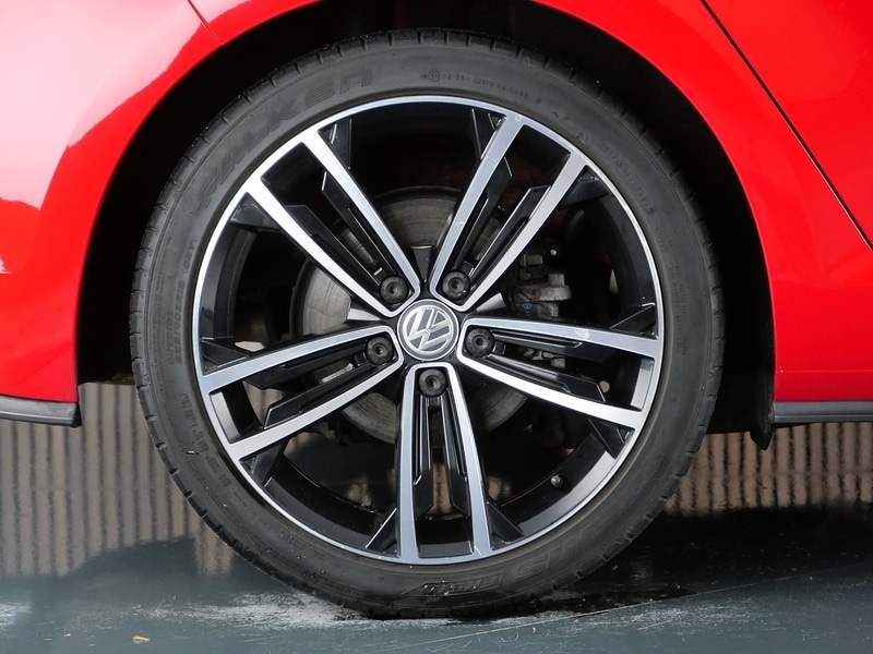 Used Volkswagen Golf 2017 for sale - 77840721: Photo 47