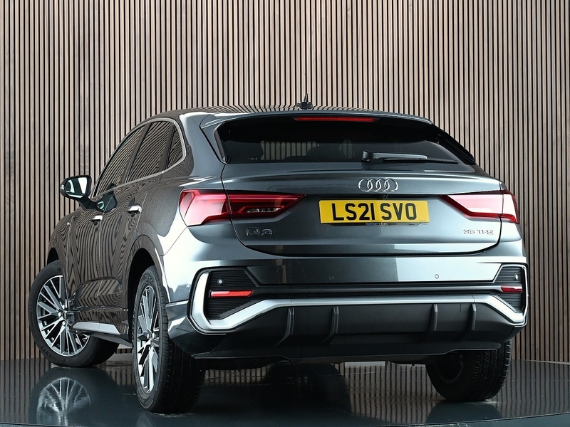 Used Audi Q3 2021 for sale - 77356903: Photo 2