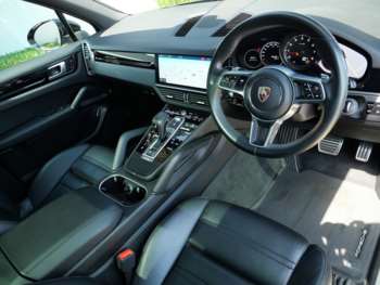 Used Porsche Cayenne 2019 for sale - 75019902: Photo