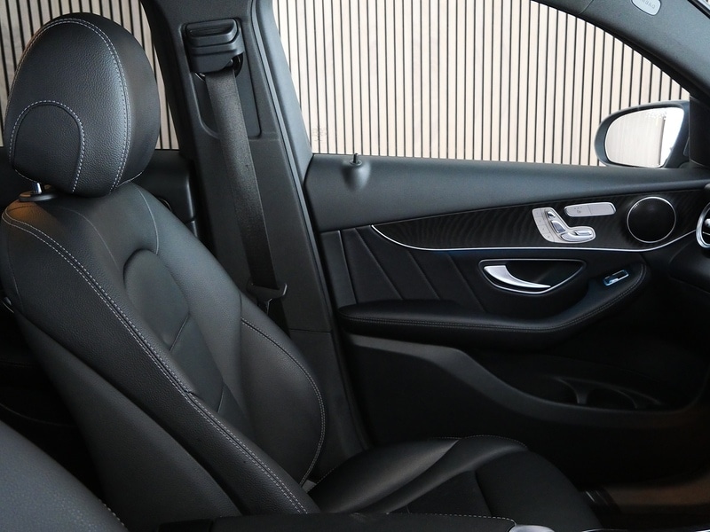 Used Mercedes-Benz GLC 2017 for sale - 77149399: Photo 17