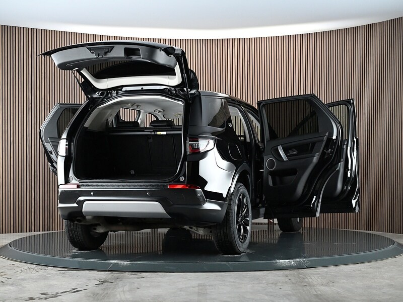 Used Land Rover Discovery Sport 2019 for sale - 77840682: Photo 16