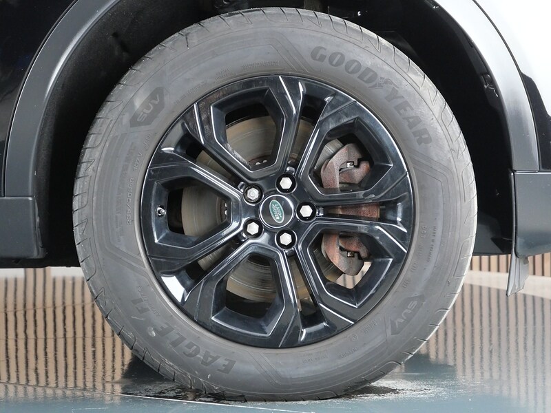 Used Land Rover Discovery Sport 2019 for sale - 77840682: Photo 38