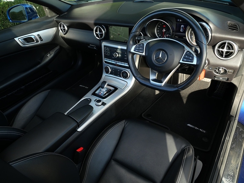 Used Mercedes-Benz SLC 2018 for sale - 76605247: Photo 3