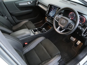 Used Volvo XC40 2020 for sale - 78570761: Photo