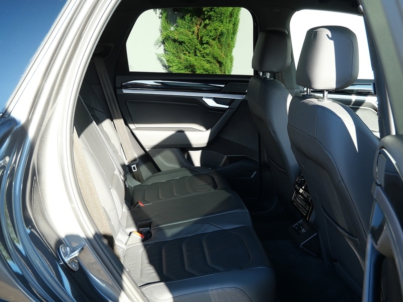 Used Volkswagen Touareg 2020 for sale - 76353014: Photo 22