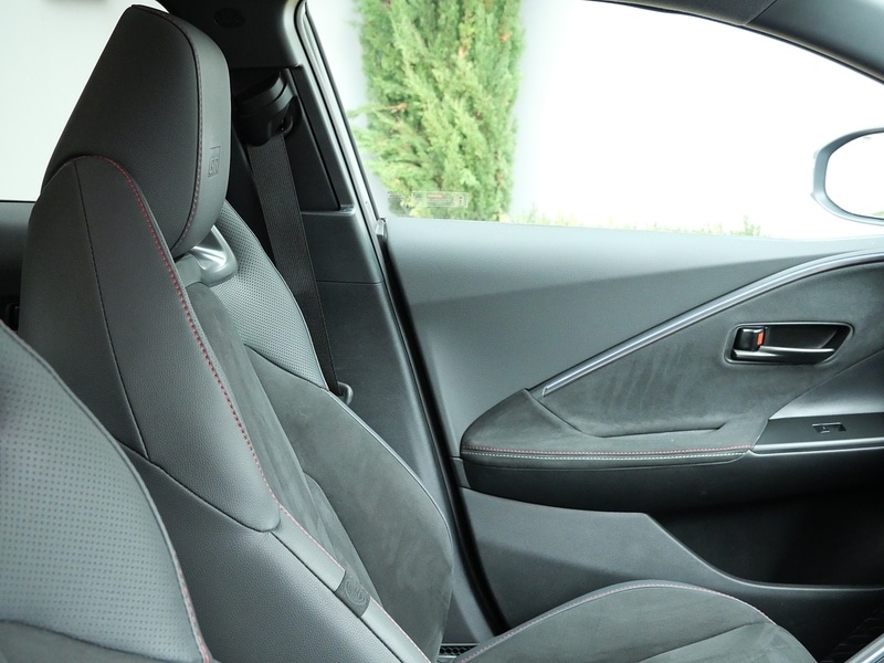 Used Toyota C-HR 2024 for sale - 76836659: Photo 20