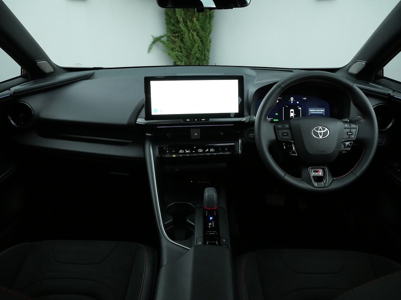 Used Toyota C-HR 2024 for sale - 76836659: Photo 22