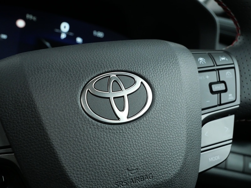 Used Toyota C-HR 2024 for sale - 76836659: Photo 28