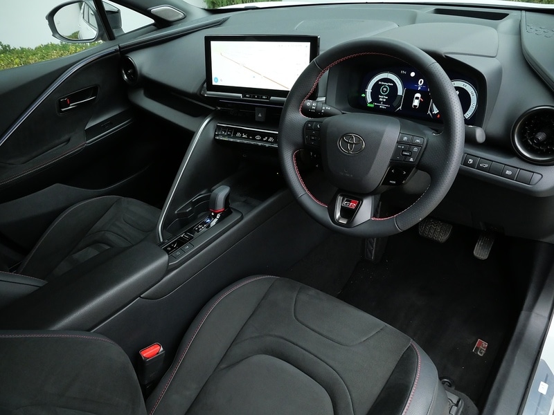 Used Toyota C-HR 2024 for sale - 76836659: Photo 3