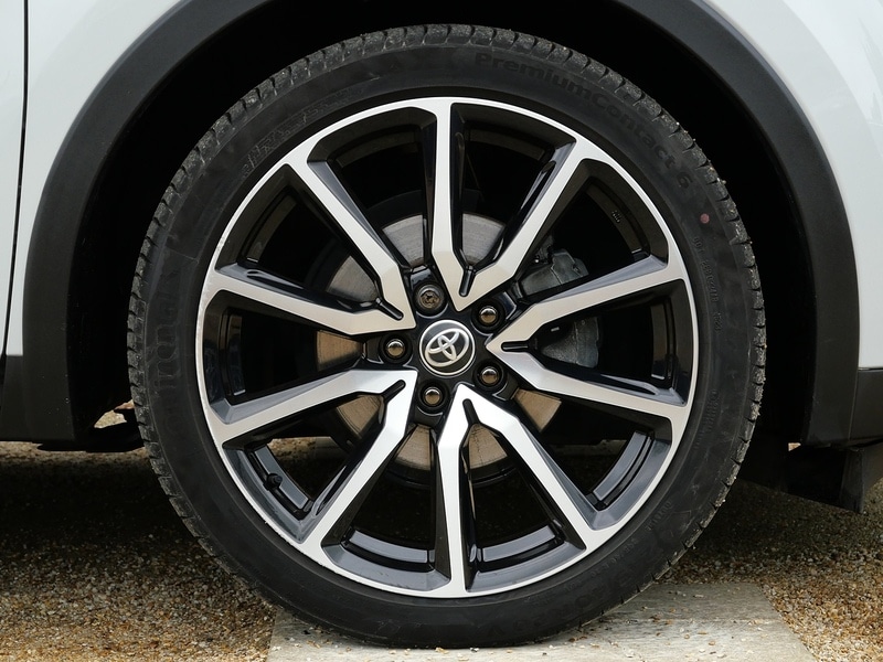 Used Toyota C-HR 2024 for sale - 76836659: Photo 34