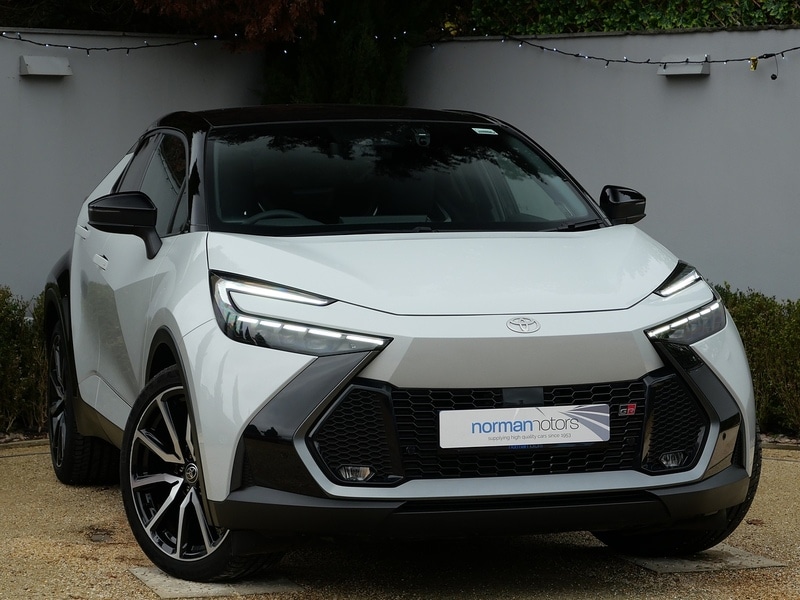 Used Toyota C-HR 2024 for sale - 76836659: Photo 8