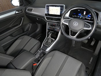 Used Volkswagen T-Roc 2025 for sale - 79245744: Photo