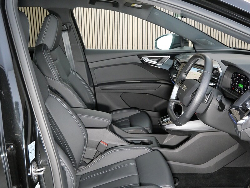 Used Audi Q4 e-tron 2021 for sale - 77840633: Photo 33