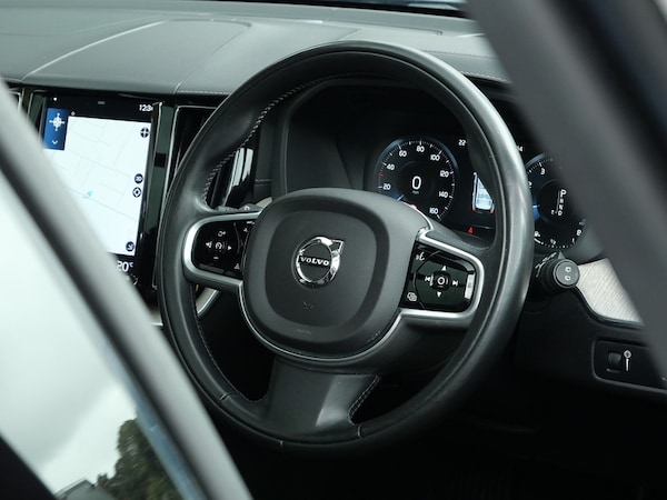 Used Volvo XC60 2018 for sale - 75704327: Photo 12