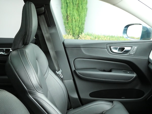 Used Volvo XC60 2018 for sale - 75704327: Photo 18