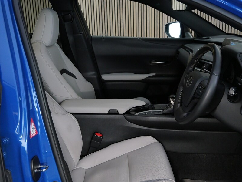 Used Lexus UX 2019 for sale - 77840643: Photo 32