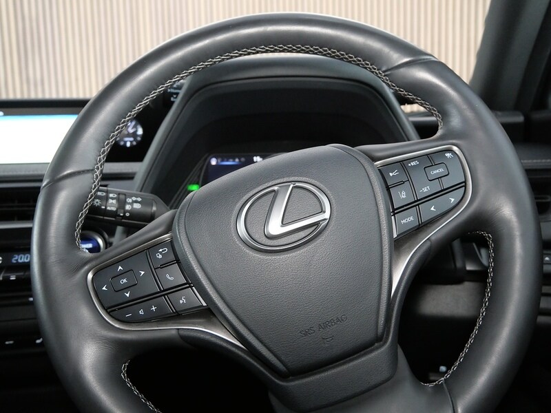 Used Lexus UX 2019 for sale - 77840643: Photo 38