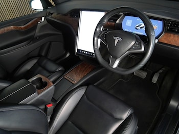 Used Tesla Model X 2020 for sale - 79210765: Photo
