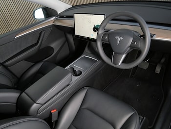 Used Tesla Model Y 2024 for sale - 78554512: Photo