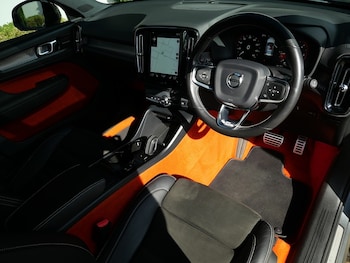 Used Volvo XC40 2018 for sale - 76958546: Photo