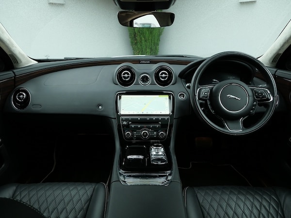 Used Jaguar XJ 2018 for sale - 75474280: Photo 19