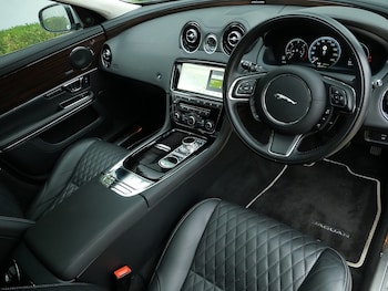 Used Jaguar XJ 2018 for sale - 75474280: Photo