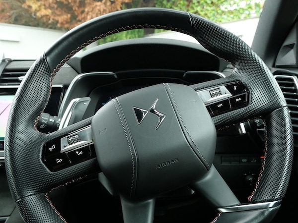 Used DS Automobiles DS 7 Crossback 2022 for sale - 76253207: Photo 25